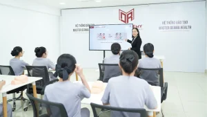 hoc-nghe-cham-soc-da-03